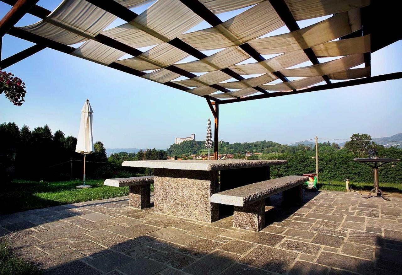 Cascina Canée Angera Exterior foto